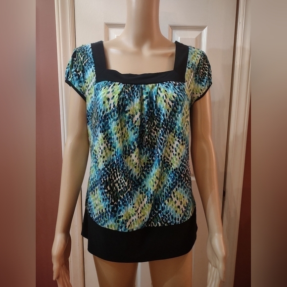 Cato Tops - Cato women's size medium blouse shirt top